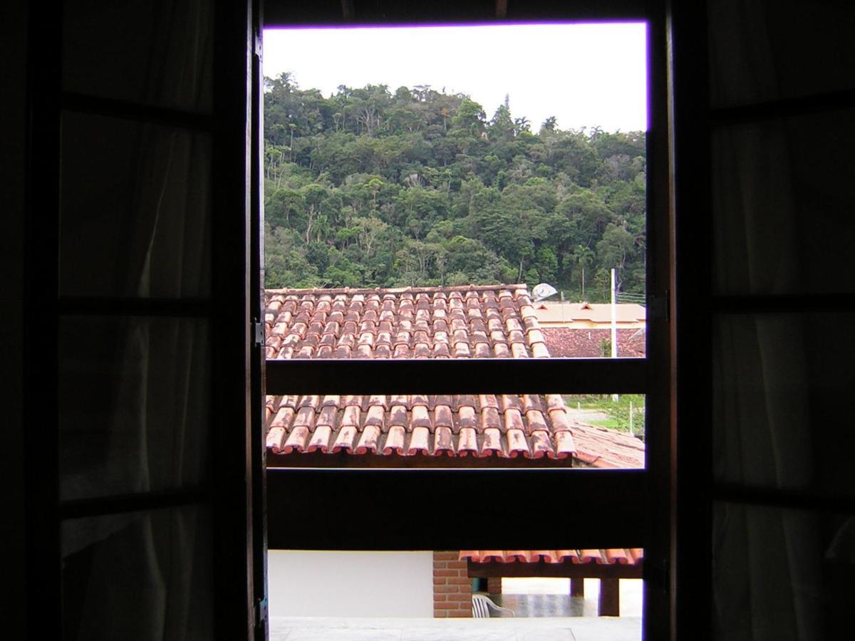Litoral Norte - Caraguatatuba - Sobrado Com Piscina Em Condominio Fechado Zewnętrze zdjęcie