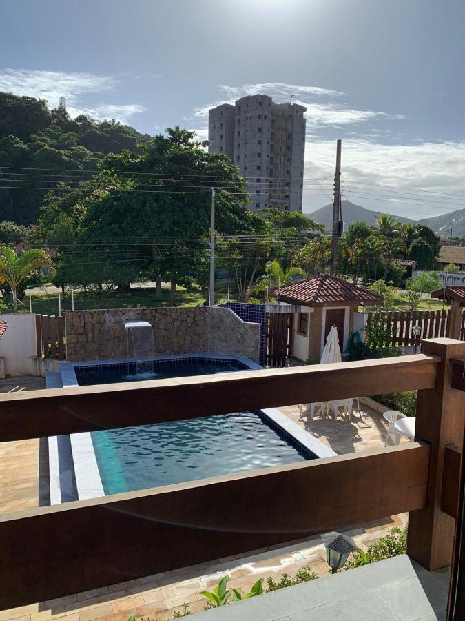 Litoral Norte - Caraguatatuba - Sobrado Com Piscina Em Condominio Fechado Zewnętrze zdjęcie